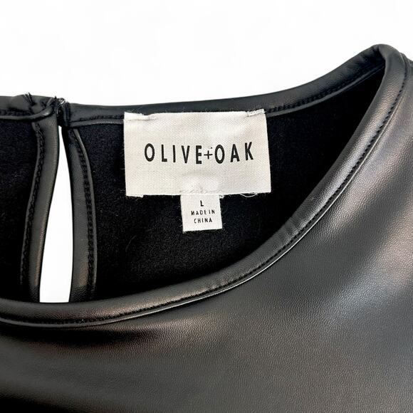 Olive + Oak Women's Sleeveless Cropped Faux Leather Top L Black Vegan Leather - Picture 6 of 10